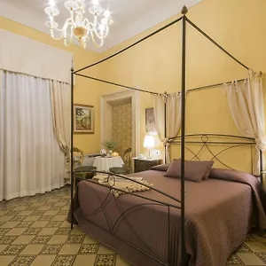 La Bohème Bed & Breakfast