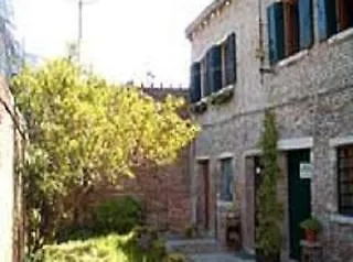 ヴェネツィア B＆B ヴェニス Bed & Breakfast